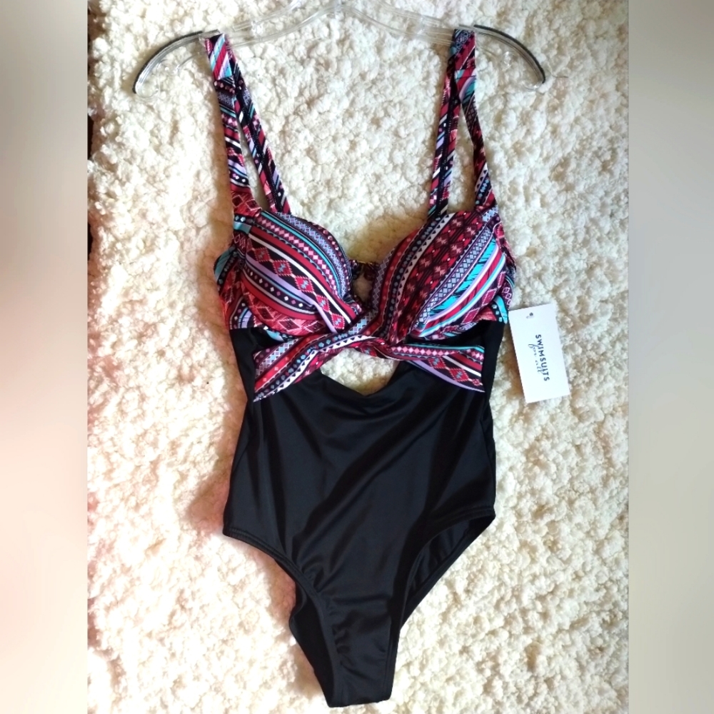 Womens size 6 swim suit for all